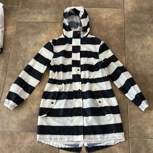 Joules- Outwit the weather rain jacket